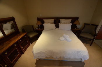 Norscot Manor Guest Lodge Sandton Bagian luar foto
